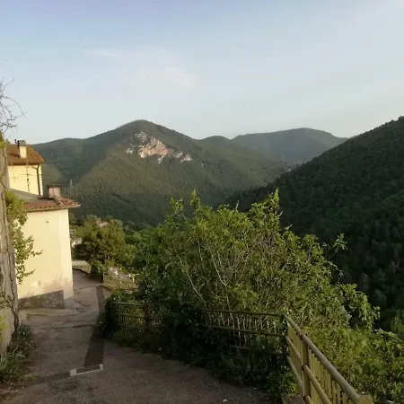Il Piccolo Rifugio Al Colle